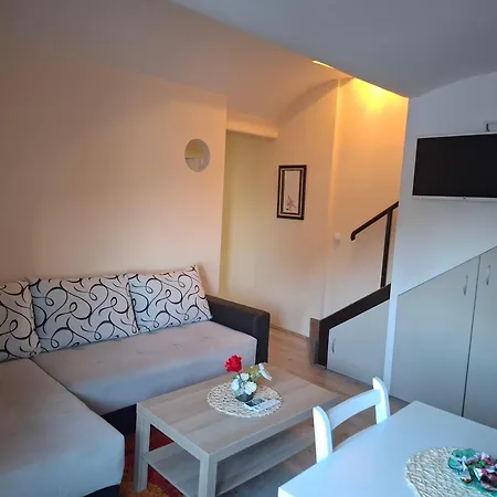 Nika 1 Apartment